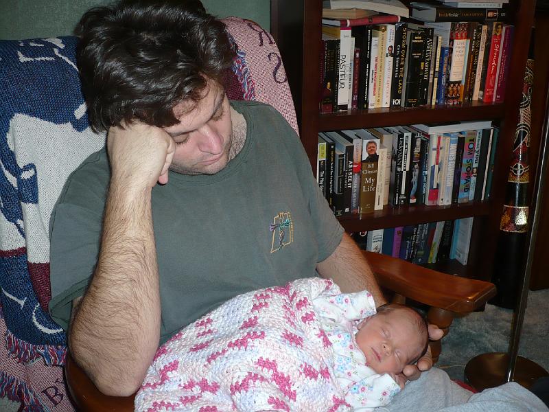 Hailee7th24 001.jpg - Time for another nap.